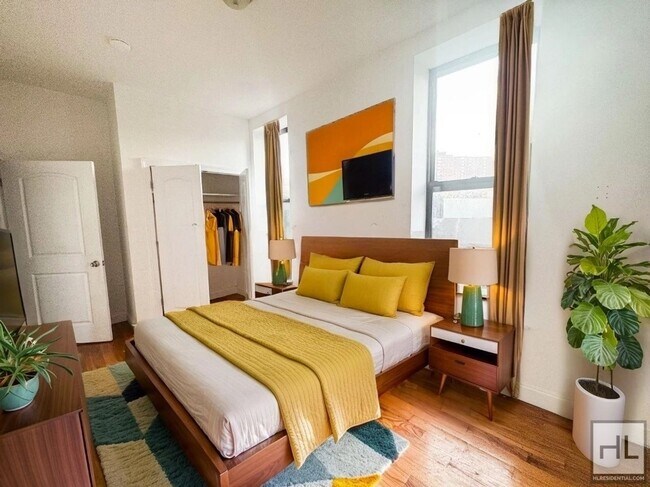 Foto del edificio - 383 W 125th St