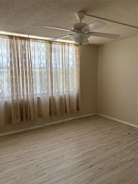 Foto del edificio - 305 N Pompano Beach Blvd