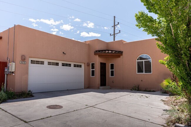 Building Photo - 1573 Kachina Ridge Dr