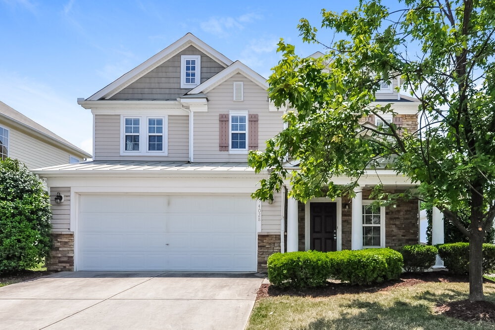 Primary Photo - 4028 Oatgrass Ln