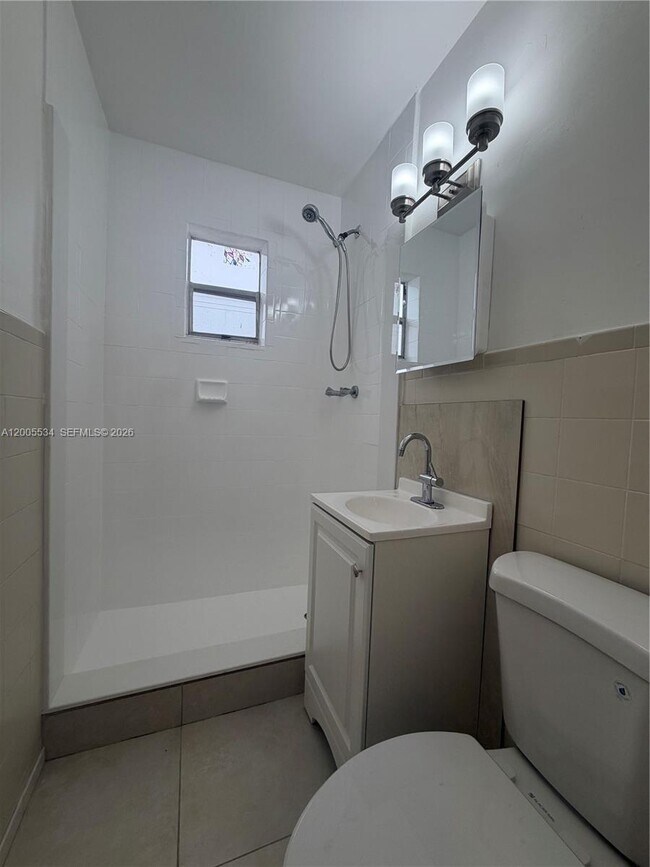 Foto del edificio - 10518 NW 30th Ave