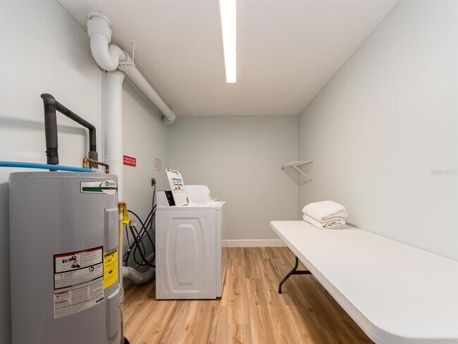 Foto del edificio - 675 S Gulfview Blvd