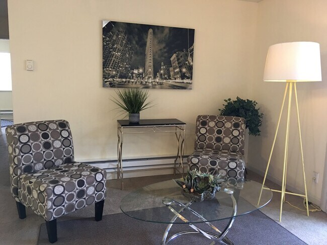 Foto del edificio - 37371 Sequoia Rd