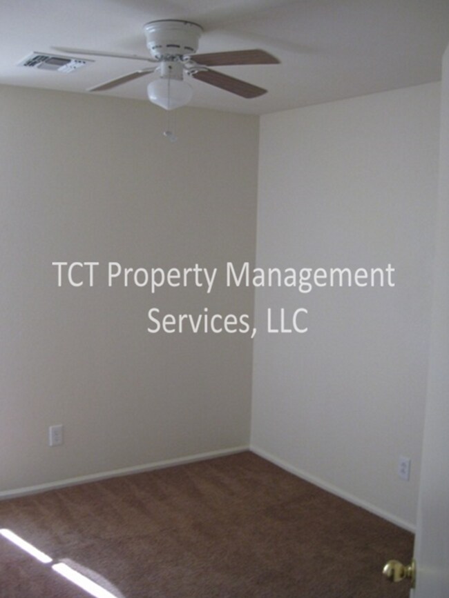 Foto del edificio - 3bed/2bath Corner lot in Canyon Trails