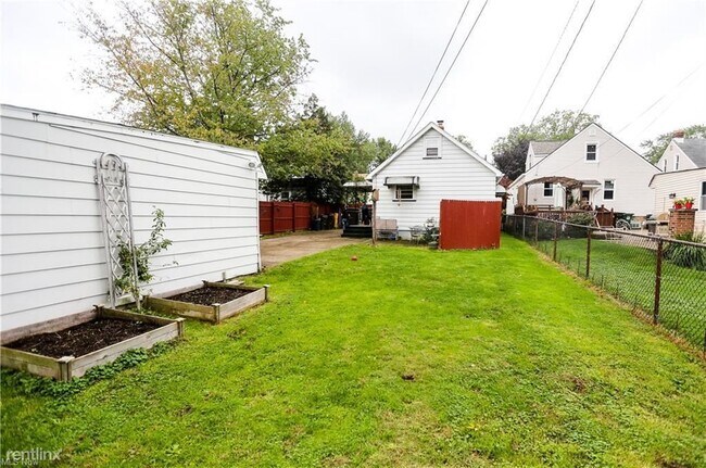 Foto del edificio - 1 br, 1 bath House - 6102 Theota Ave