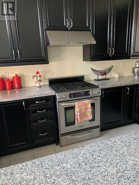 Building Photo - 2022 Lakeshore Rd W