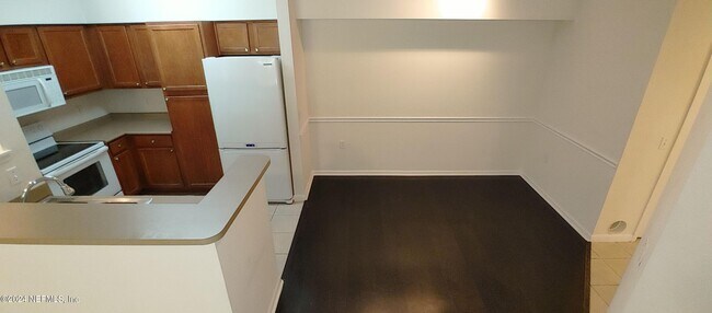 Foto del edificio - 8550 Touchton Rd