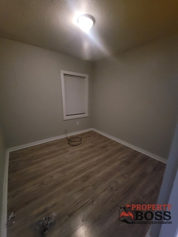 Foto del edificio - 1502 Broadway St