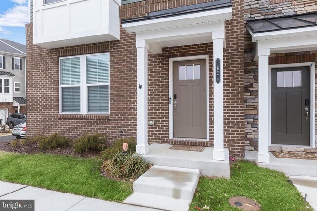 Foto del edificio - 1624 Aster Ln