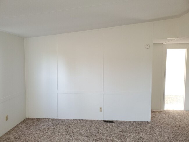 Building Photo - 14771 NC-43