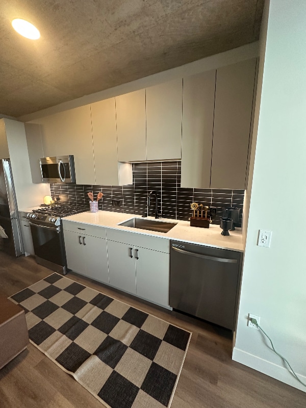 Photo - 315 N May St Apartment