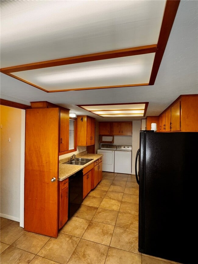 Foto del edificio - 9108 Bluff Dr