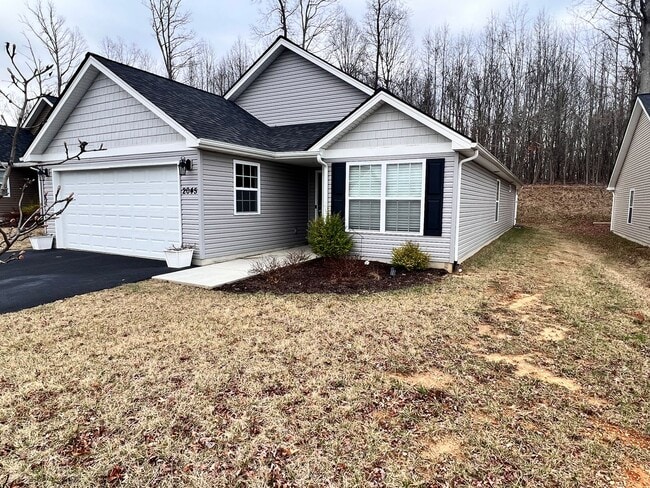 Building Photo - Christiansburg (Reagan's Point), 3 BR / 2 BA