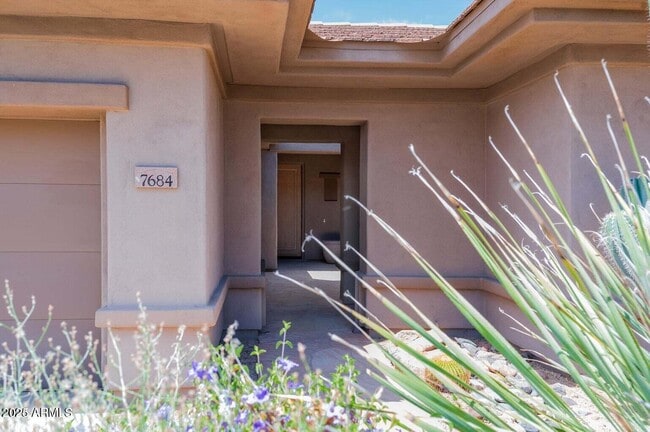 Building Photo - 7684 E Balao Dr