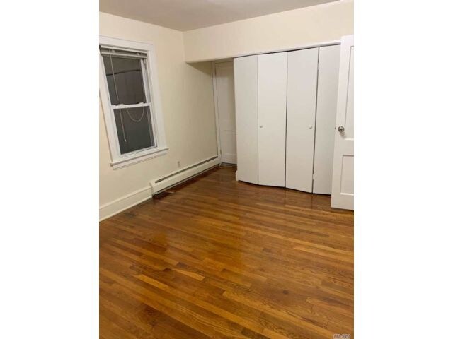 Foto del edificio - 189-35 45th Ave