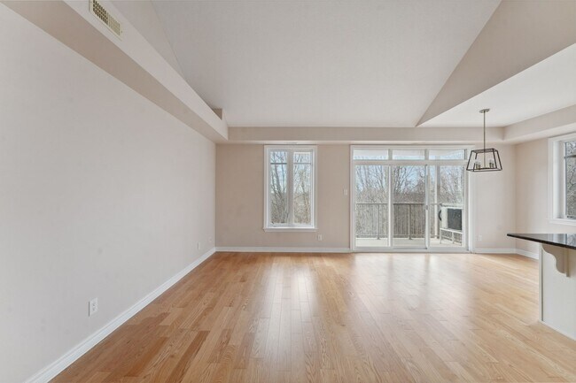 Photo du bâtiment - 1040 Beryl Private