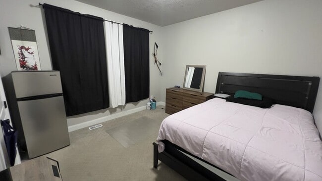 Building Photo - 1747 Prevedel Dr