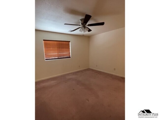 Foto del edificio - 9271 W Century Dr