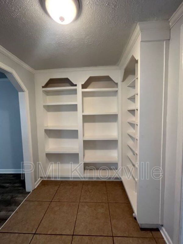 Foto del edificio - 1407 Sevierville Rd