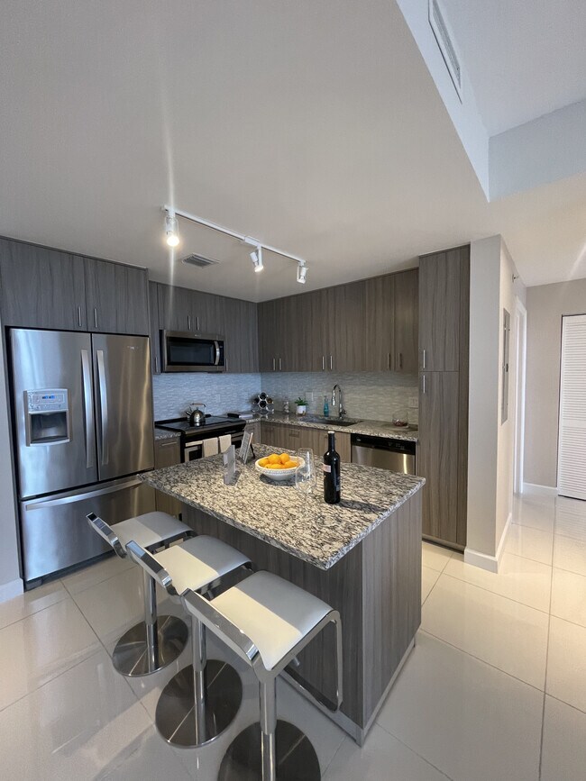 Foto del edificio - 8455 NW 53rd Terrace