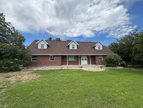Building Photo - 3250 W Derby Cir