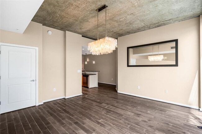 Building Photo - 5925 Almeda Rd