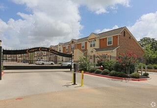 Building Photo - 301 Southwest Pkwy