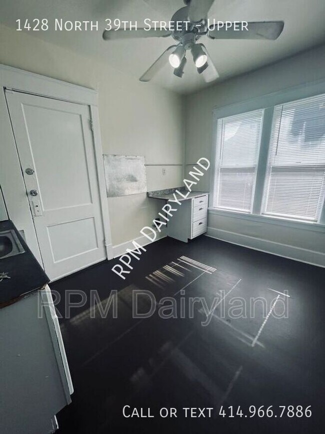 Foto del edificio - 1428 N 39th St