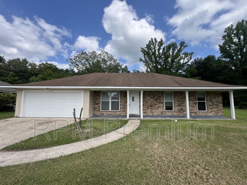 Primary Photo - 13830 Felicity Dr