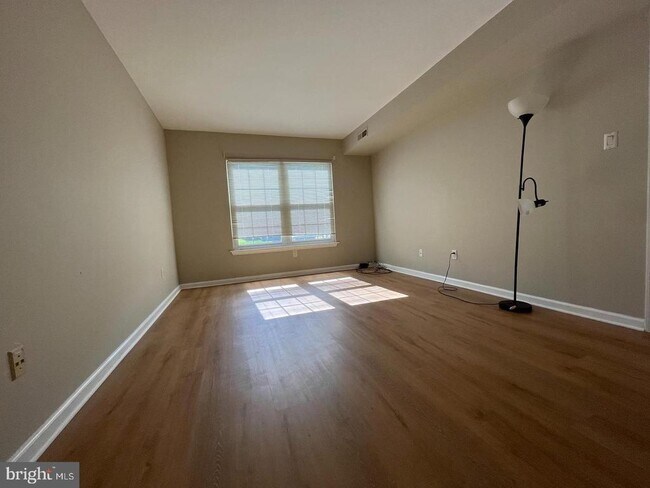 Building Photo - 41013 Coopers Pl