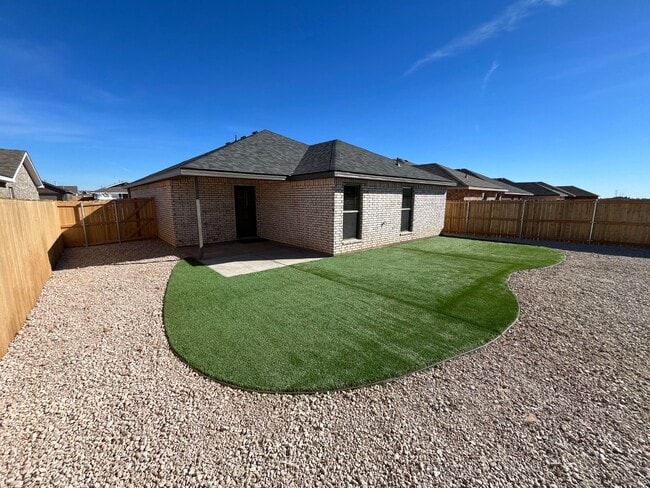 Building Photo - Brand new 3 bd/2 bth home in quiet neighborhood! Turf backyard with plants! All appliances! 10 mi...