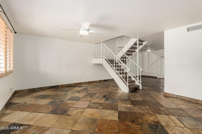 Foto del edificio - 6825 E Osborn Rd