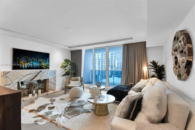 Foto del edificio - 2301 Collins Ave