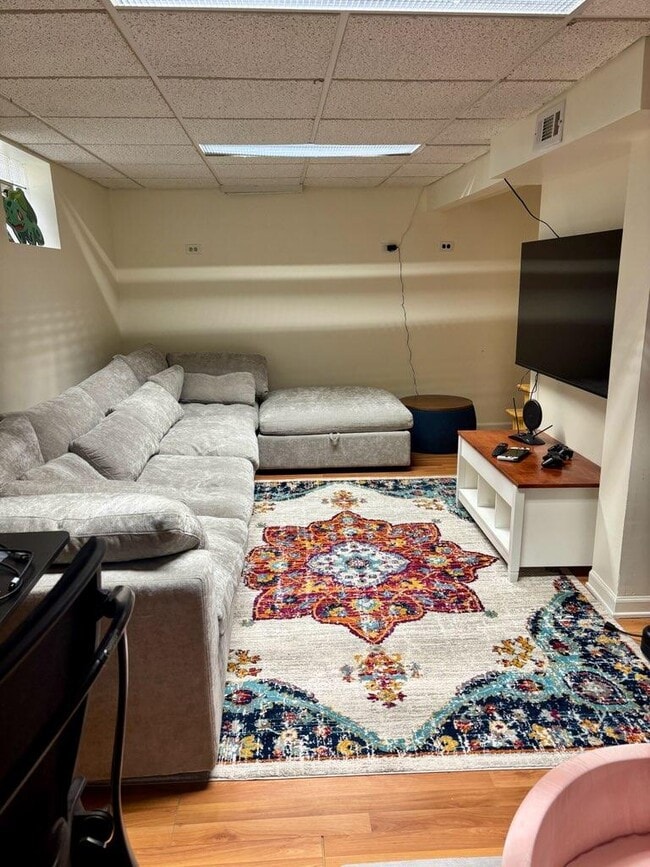 Foto del edificio - 4224 New England Ave