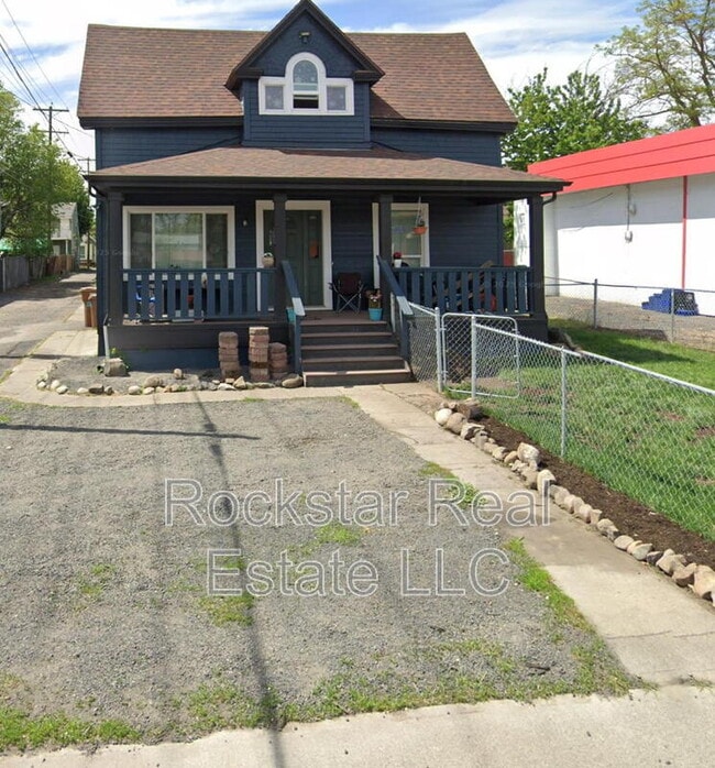 Building Photo - 2017 N Hamilton St