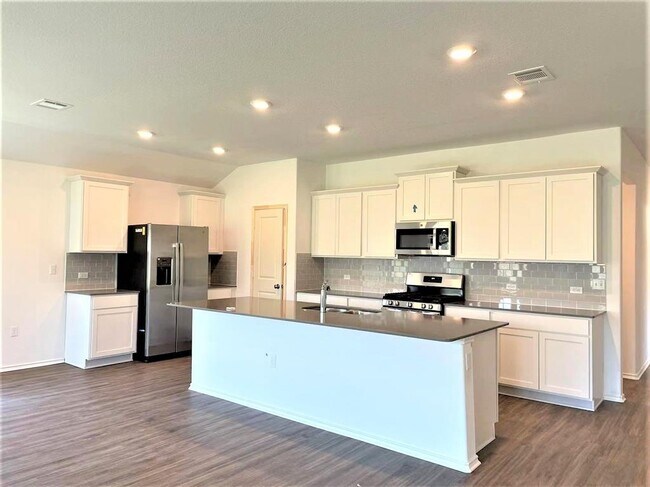 Building Photo - 10712 Steinbeck Dr
