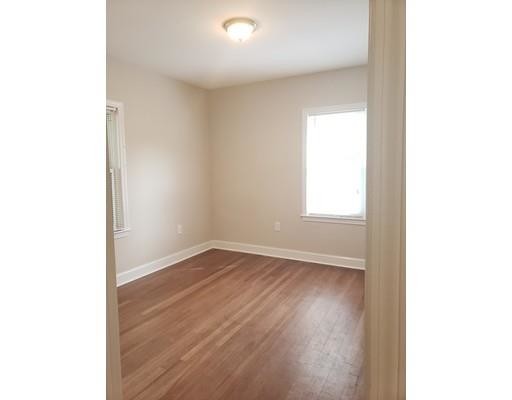 Foto del edificio - 239-241 Bainbridge St