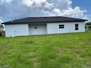 Building Photo - 1701 NE 44th Terrace