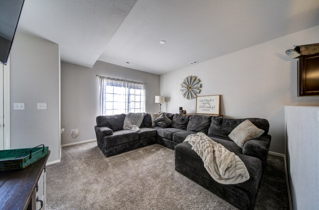 Foto del edificio - 7423 Sand Lake Heights