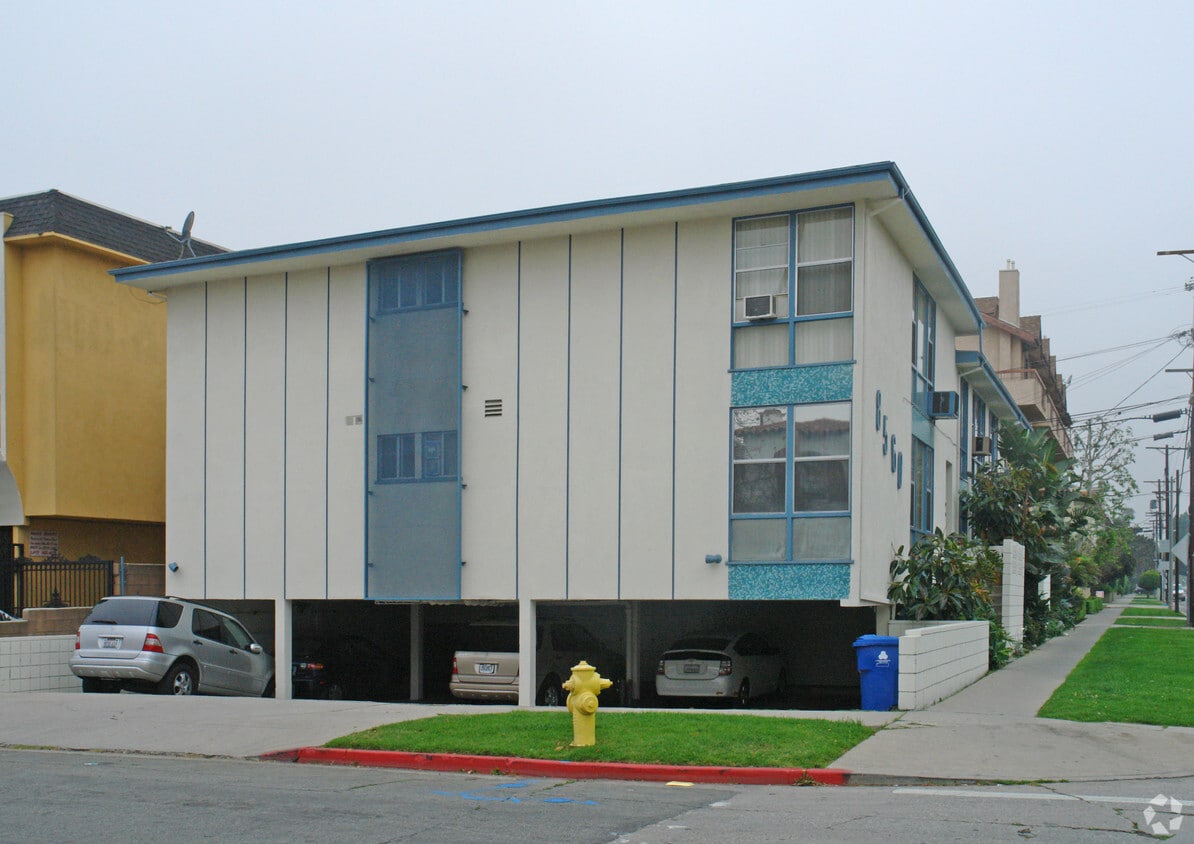 Building Photo - 8560 Whitworth Dr