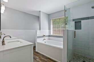 Building Photo - 21803 Whispering Forest Dr