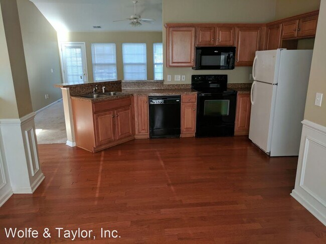 Building Photo - 4 br, 2 bath House - 356 Barnevelder Drive