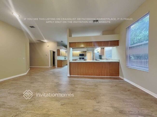 Building Photo - 2906 Aston Ave