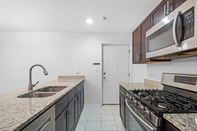 Building Photo - 301 W Goethe St