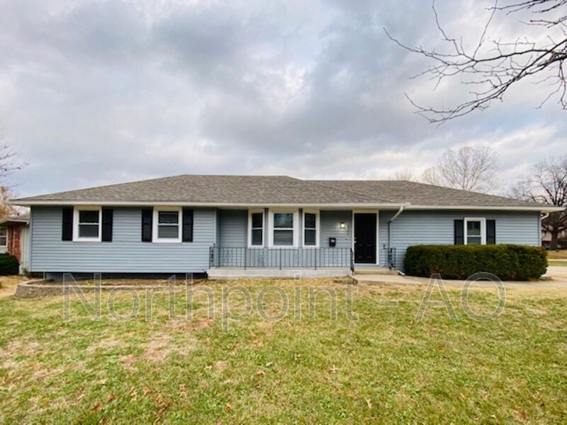8311 Elm Ave, Raytown, MO 64138 House Rental in Raytown, MO