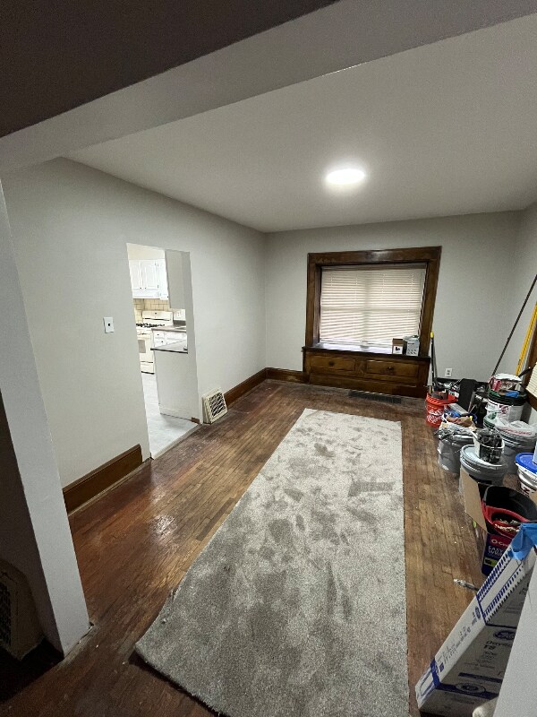 Foto del edificio - 486 W Waterloo Rd