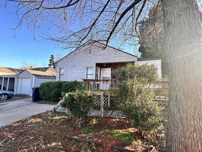 Building Photo - 2144 NW 36th St