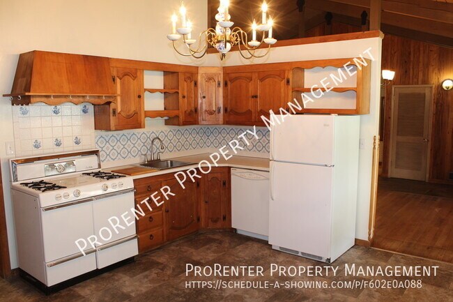 Photo - 415 N 400 E House