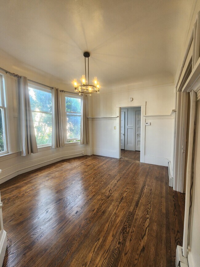 Foto del edificio - 643 Oak St