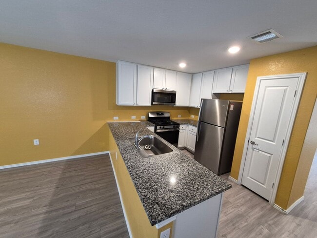 Building Photo - 10019 Kersey Ml